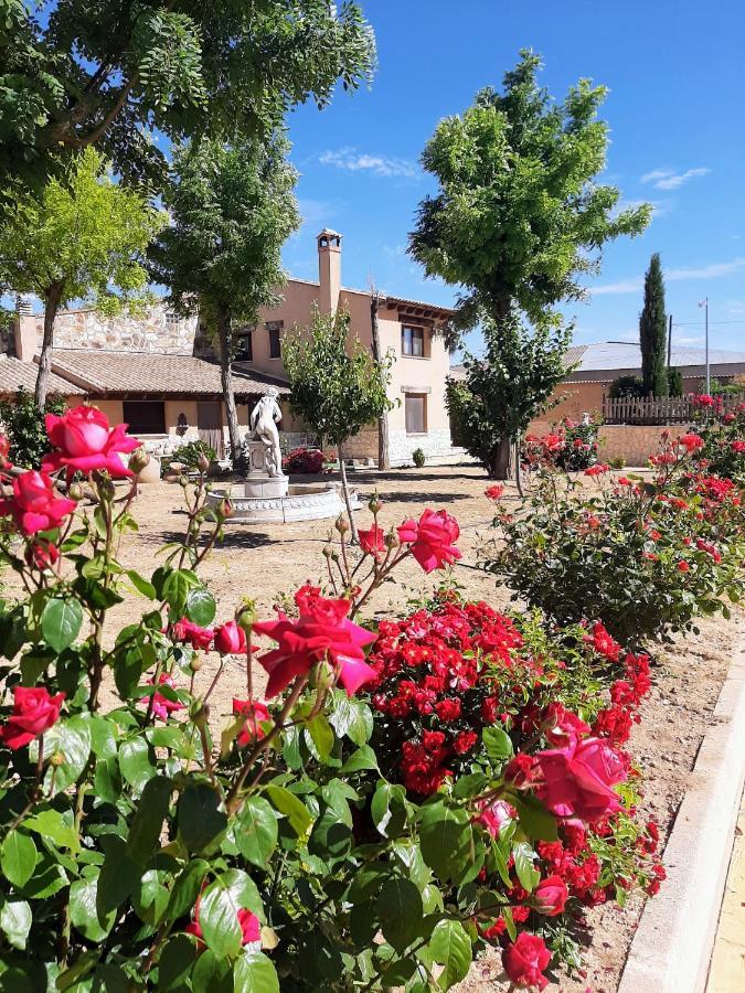 La Casa Del Corro Villa Villanueva de San Mancio ภายนอก รูปภาพ